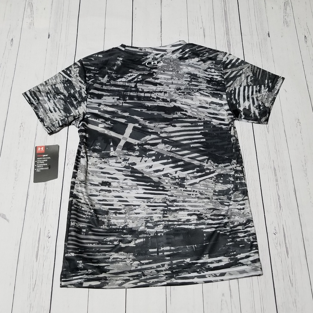 UNDER ARMOUR Heat Gear Boy's Youth Shirt - Picture 4 of 6